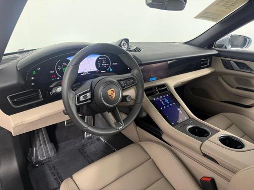 2025 Porsche Taycan Base