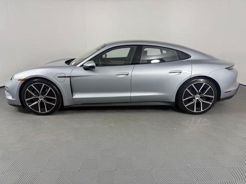 2025 Porsche Taycan Base