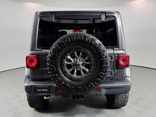 Granite Crystal Clearcoat Metallic 2021 Jeep Wrangler Unlimited Rubicon 392