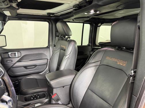 Granite Crystal Clearcoat Metallic 2021 Jeep Wrangler Unlimited Rubicon 392