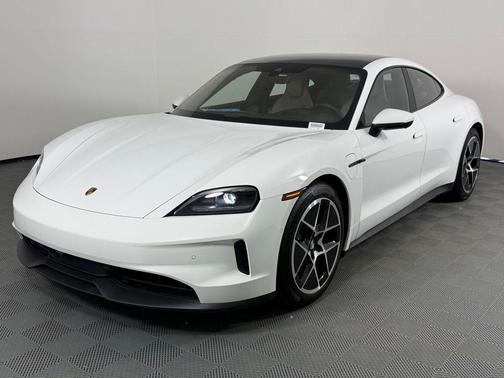 2025 Porsche Taycan 4