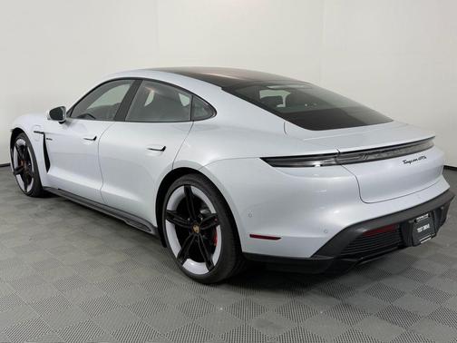 2026 Porsche Taycan GTS