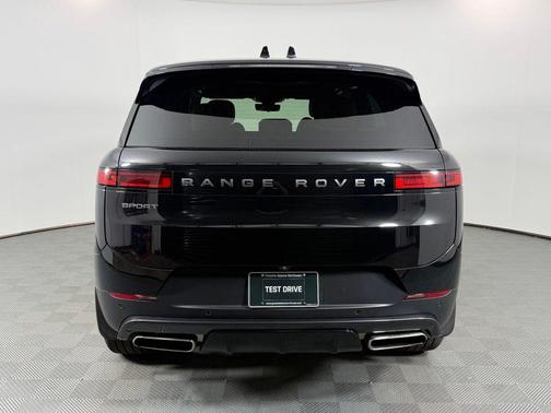Santorini Black 2024 Land Rover Range Rover Sport SE
