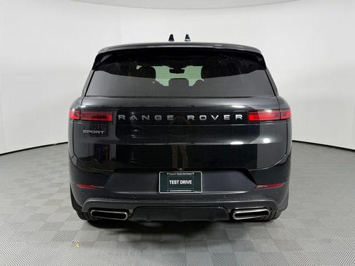 Santorini Black 2024 Land Rover Range Rover Sport SE