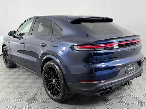 2025 Porsche Cayenne S