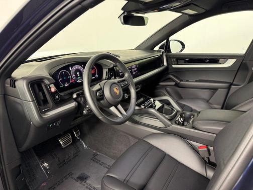 2025 Porsche Cayenne S