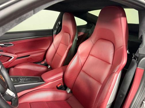 Agate Gray Metallic 2017 Porsche 911 Carrera 4S