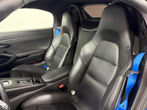 2023 Porsche 718 Boxster T