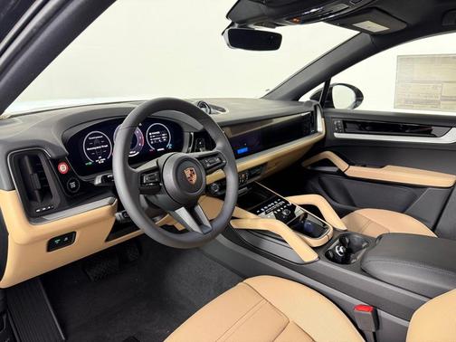 2025 Porsche Cayenne AWD