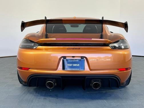 2024 Porsche 718 Cayman GT4 RS