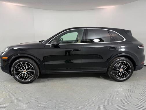 2026 Porsche Cayenne Base