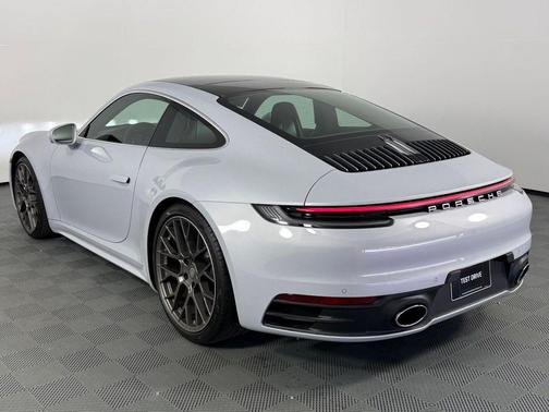 2024 Porsche 911 Carrera 4S