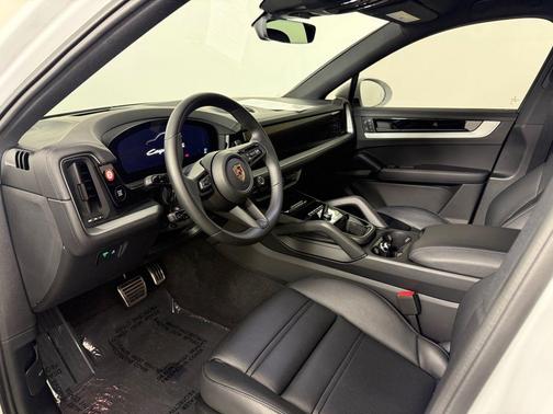 2024 Porsche Cayenne S