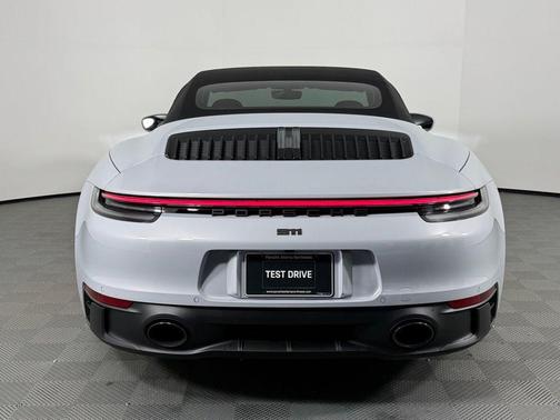 2024 Porsche 911 Carrera GTS