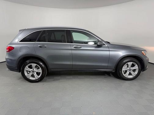 2017 Mercedes-Benz GLC 300 Base