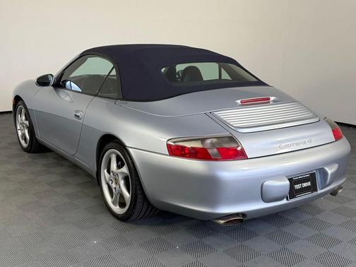 2002 Porsche 911 Carrera 4 Cabriolet