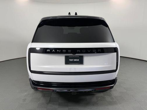 2024 Land Rover Range Rover P530 Autobiography