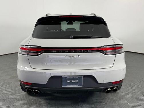 Chalk 2021 Porsche Macan S
