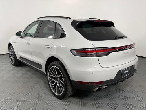 Chalk 2021 Porsche Macan S