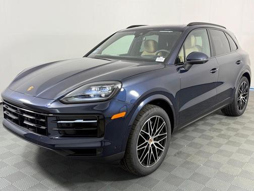 2025 Porsche Cayenne Base