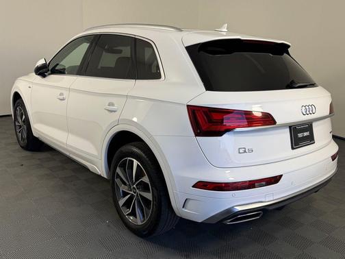 2023 Audi Q5 45 S line Premium Plus