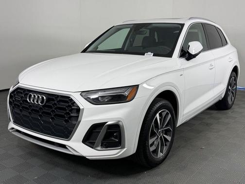 2023 Audi Q5 45 S line Premium Plus