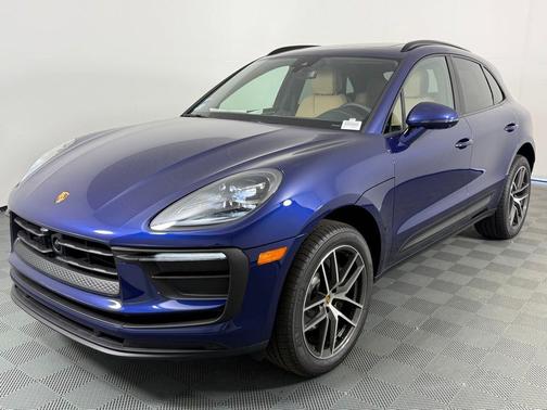 2025 Porsche Macan Base