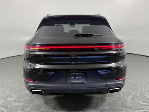 2026 Porsche Cayenne Base