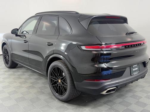 2026 Porsche Cayenne Base