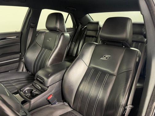 2021 Chrysler 300 S