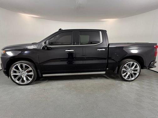 Black 2019 Chevrolet Silverado 1500 High Country