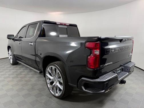 Black 2019 Chevrolet Silverado 1500 High Country