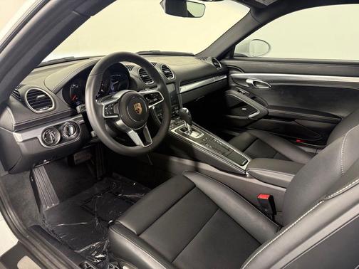 2025 Porsche 718 Cayman STYLE EDITION