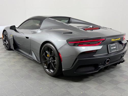 2023 Maserati MC20 Cielo