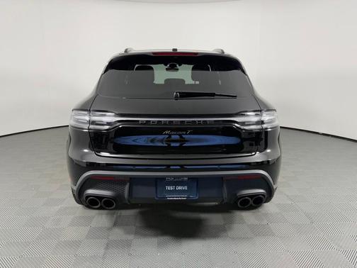 2025 Porsche Macan T