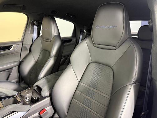 2024 Porsche Cayenne Turbo GT