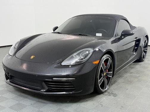 2024 Porsche 718 Boxster S