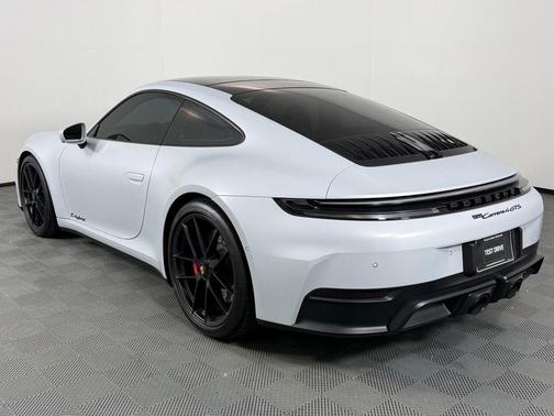 Ice 2025 Porsche 911 Carrera 4 GTS