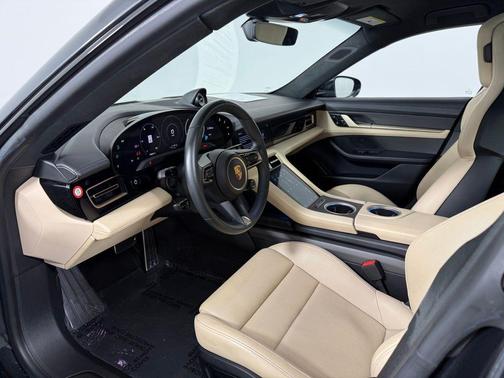 2020 Porsche Taycan Turbo S