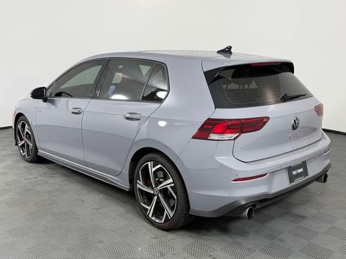 Moonstone Gray 2025 Volkswagen Golf GTI 2.0T SE