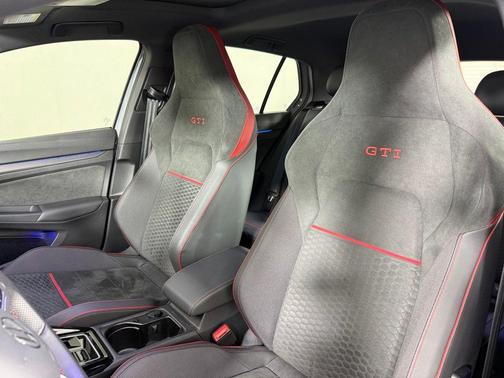 Moonstone Gray 2025 Volkswagen Golf GTI 2.0T SE