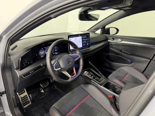 Moonstone Gray 2025 Volkswagen Golf GTI 2.0T SE