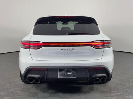 2025 Porsche Macan S