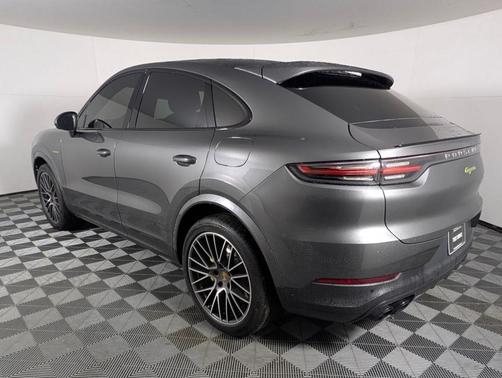 2020 Porsche Cayenne Base