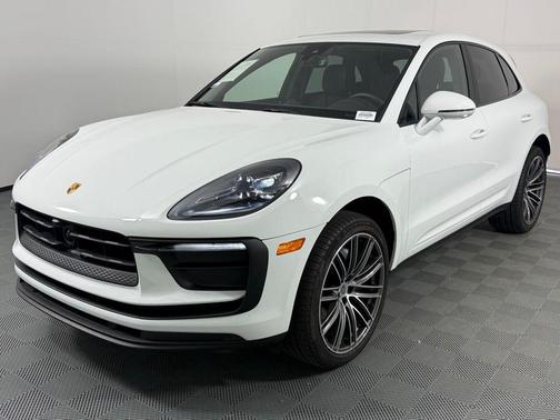 2024 Porsche Macan Base