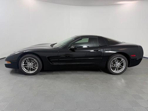 Black 2000 Chevrolet Corvette