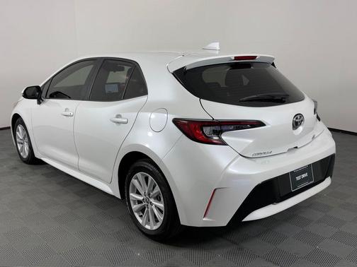 2023 Toyota Corolla Hatchback SE