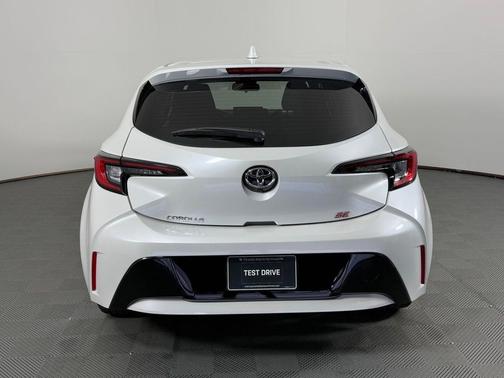 2023 Toyota Corolla Hatchback SE