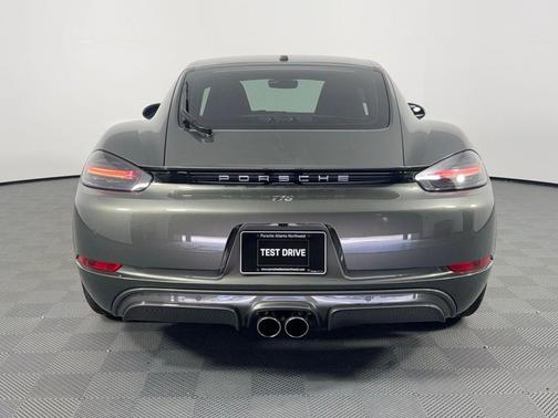 2024 Porsche 718 Cayman Style Edition