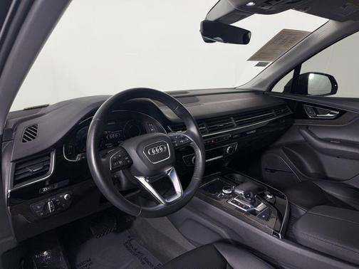 2019 Audi Q7 55 Prestige
